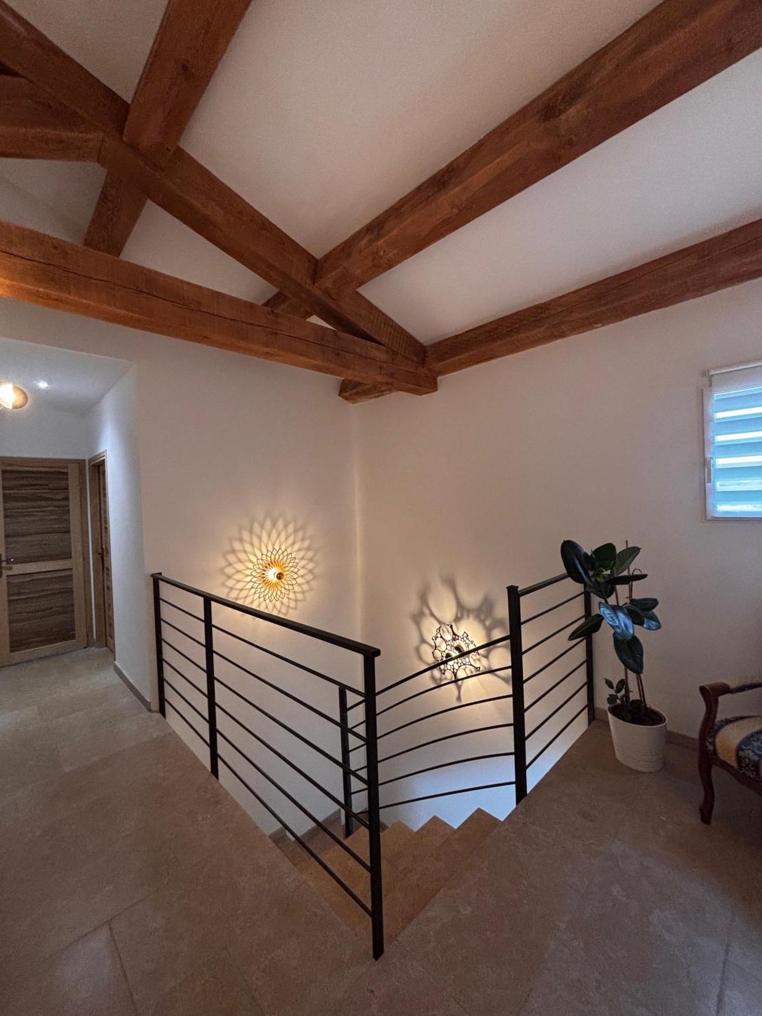 Superbe Villa Neuve A 5 Mn Du Centre Saint-Rémy-de-Provence Exteriér fotografie